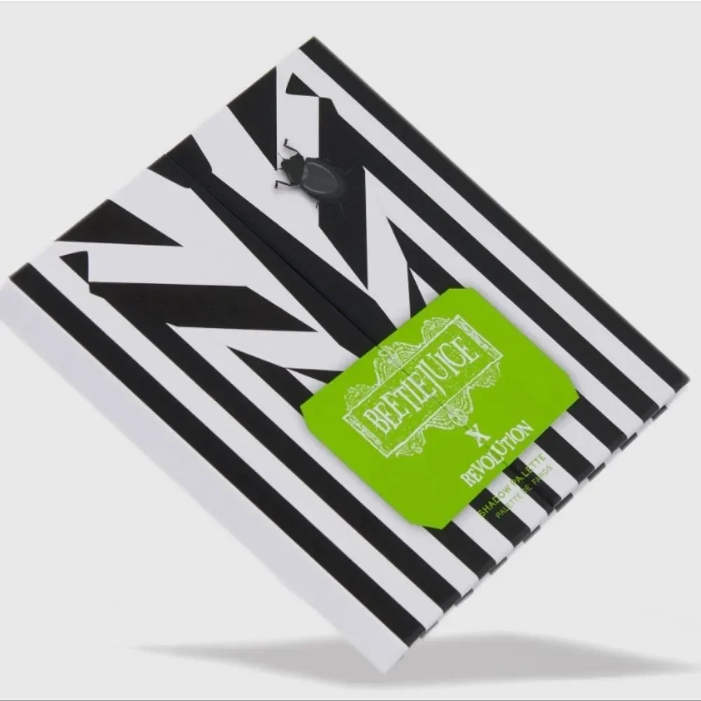 Revolution Beauty X Beetlejuice‎ It's Showtime Shadow Palette